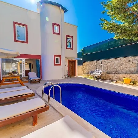 In Kalkan Islamlar Villa Kas